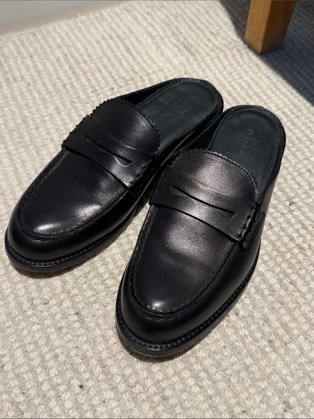 Women's Black Leather Backless Penny Loafers